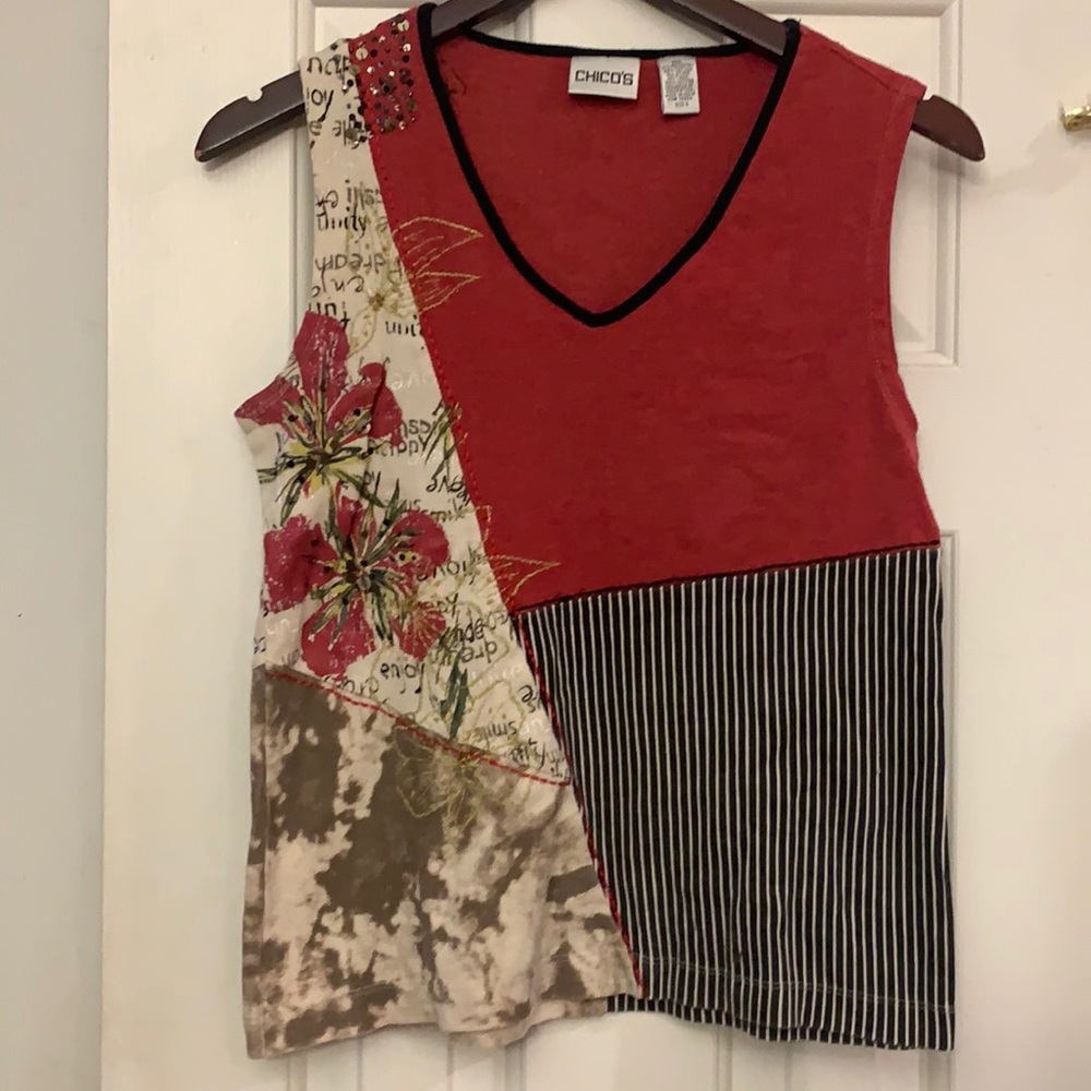 😍 2/$29 Chicos Sleeveless top mixed print some sequins Size Chico’s 0